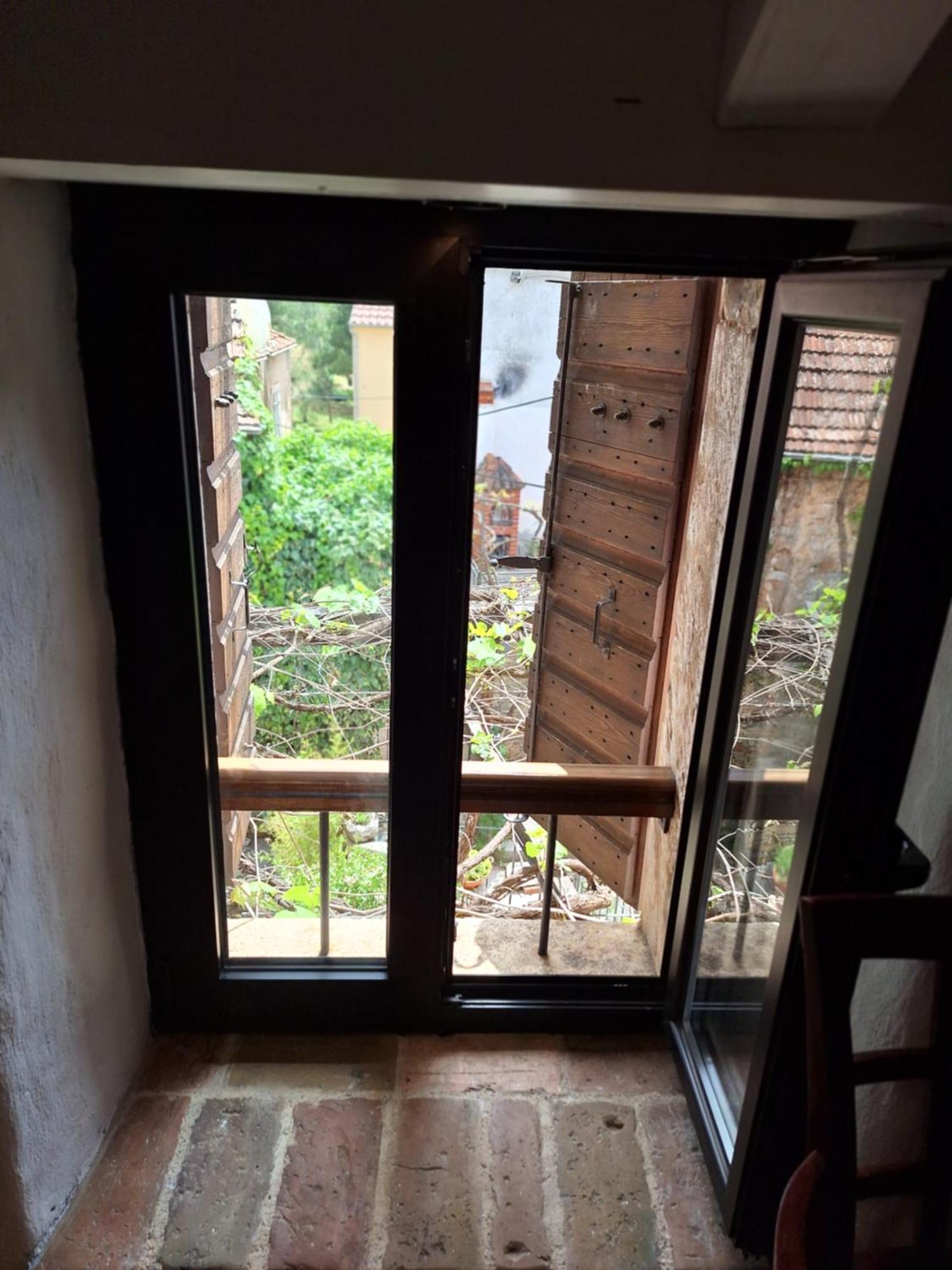 Apartment George สตารีกราด ภายนอก รูปภาพ